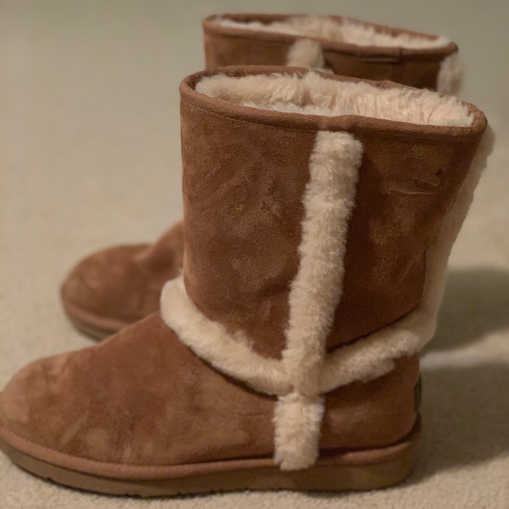 Sunburst ugg boot short